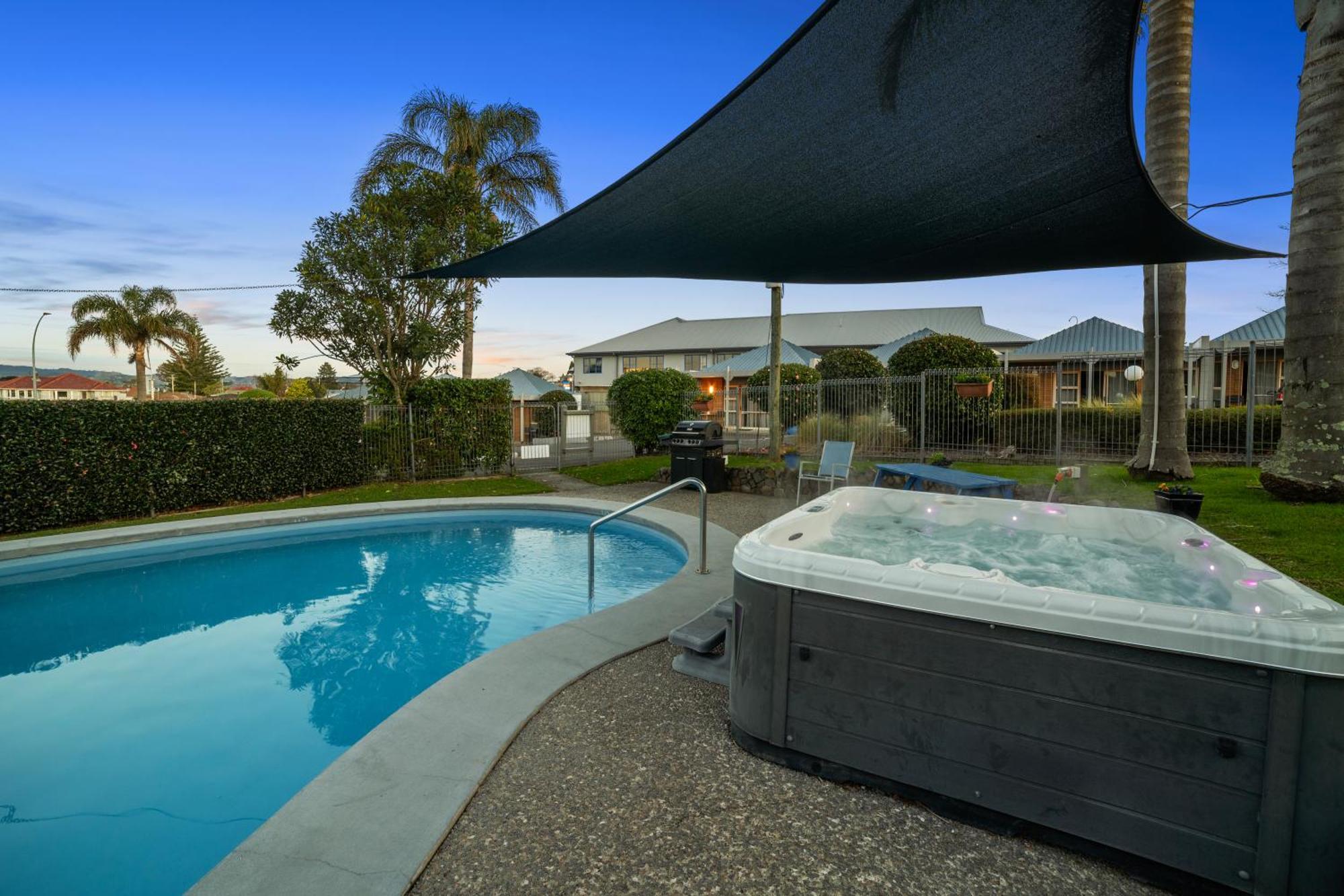 Cameron Road Motel Tauranga Kültér fotó
